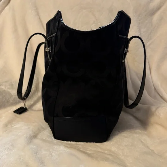 Coach Black Tote Bag - Picture 5 of 9